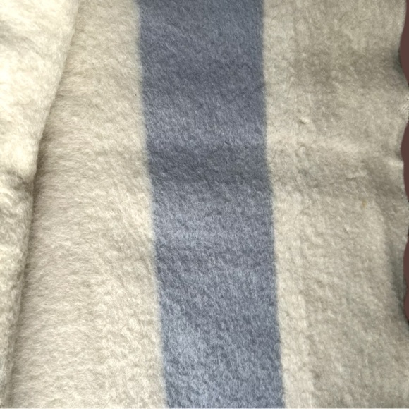 RARE Hudson Bay Baby Blue & Ivory 3.5 Point Wool Blanket EXTREMELY NICE! - Picture 8 of 8